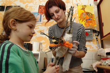 ZÁVĚR DRUHÉHO KVĚTNOVÉHO TÝDNE BUDE PATŘIT POHÁDKÁM A KYTAŘE