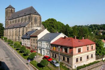 PŘEDPOSLEDNÍ ČERVNOVÝ VÍKEND JE ČEKÁNÍM NA PRÁZDNINY, MNOHO AKCÍ SE NEKONÁ