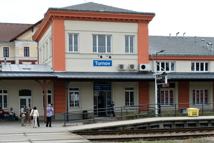 NÁDRAŽÍ JE BRANOU DO MĚSTA