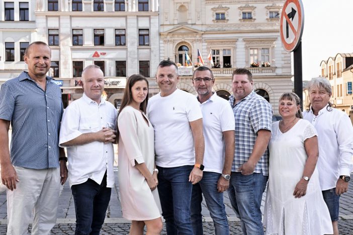 HNUTÍ ANO CHCE V TURNOVĚ ZAČÍT STAVĚT BYTY, ZLEVNIT ENERGIE A POSVÍTIT SI NA NESMYSLY