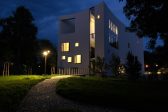 ZÁŘÍ V KNIHOVNĚ: NOC LITERATURY, MÁ VLAST A DALŠÍ MOŽNOSTI SETKÁNÍ ZÁŘÍ V KNIHOVNĚ: NOC LITERATURY, MÁ VLAST A DALŠÍ MOŽNOSTI SETKÁNÍ